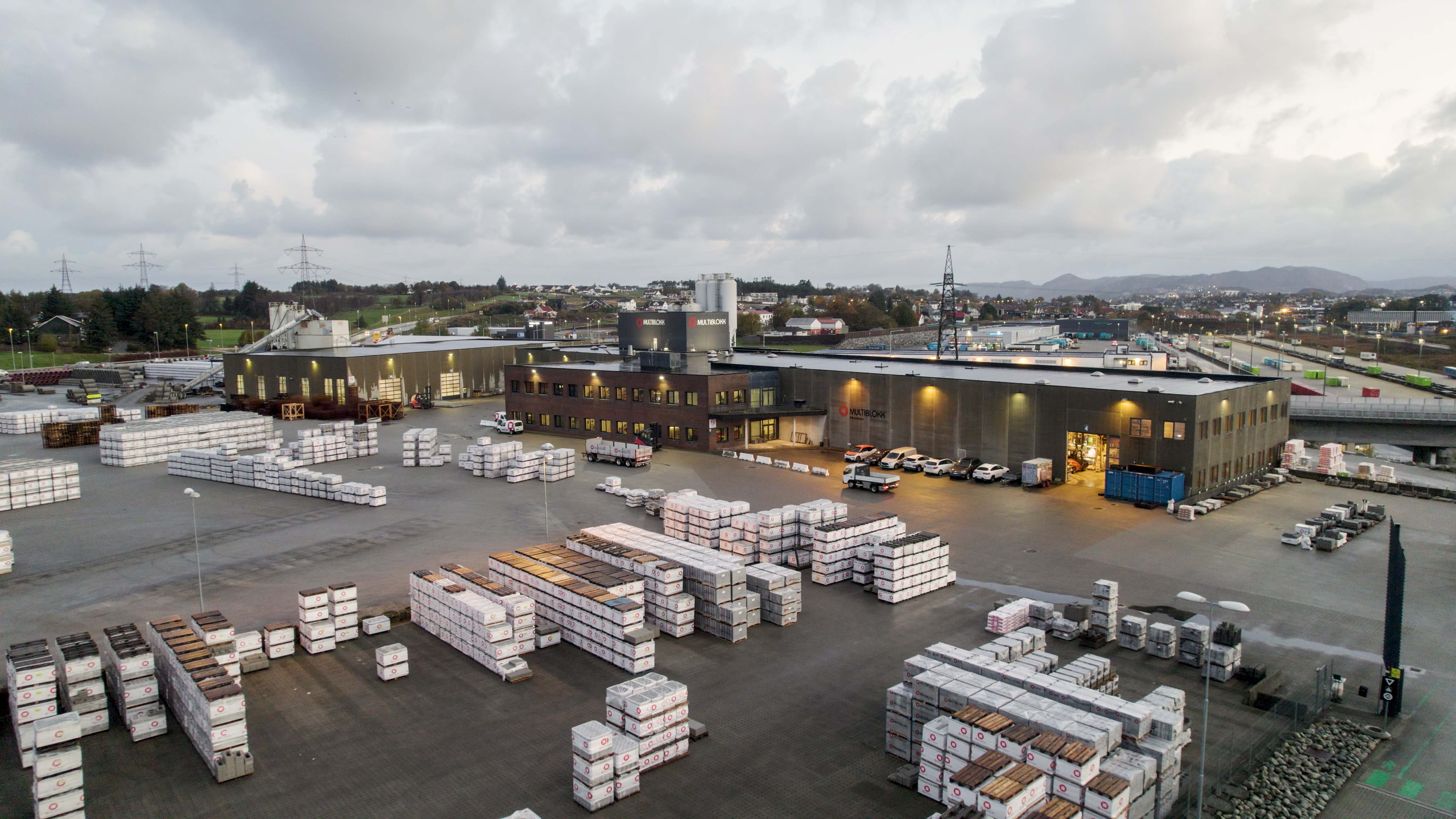 DJI_0812_00_03_03_01_Still004